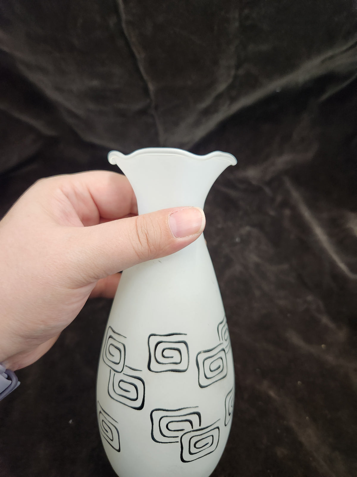 Mid Century Retro Mod Pattern Opaque Glass Vase