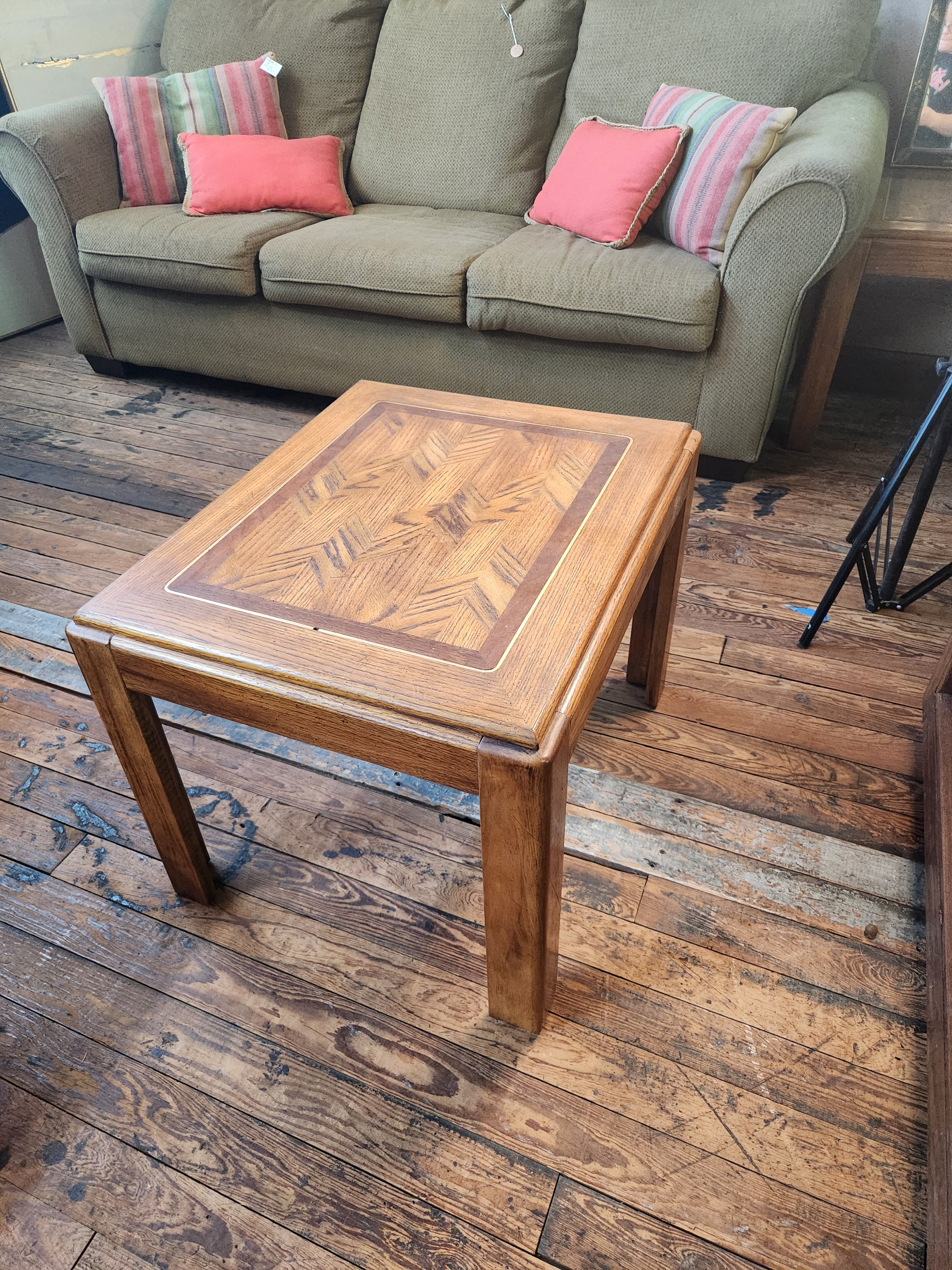 Pair of Vintage Lane Furniture Rustic Americana Square Accent End Table