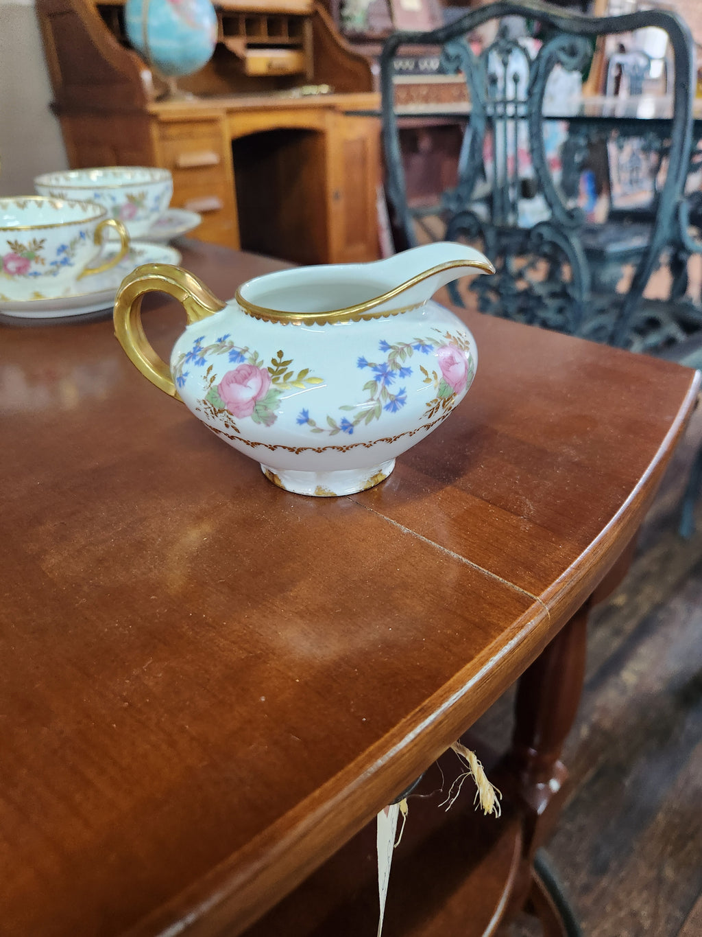 Limoges Teapot with 6 Cups/Saucers and Sugar Bowl/Creamer