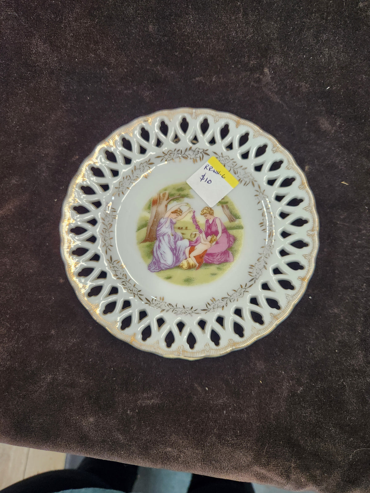 Vintage Reticulated Porcelain Decorative Plate Featuring a Classical or Greek-Style Scene