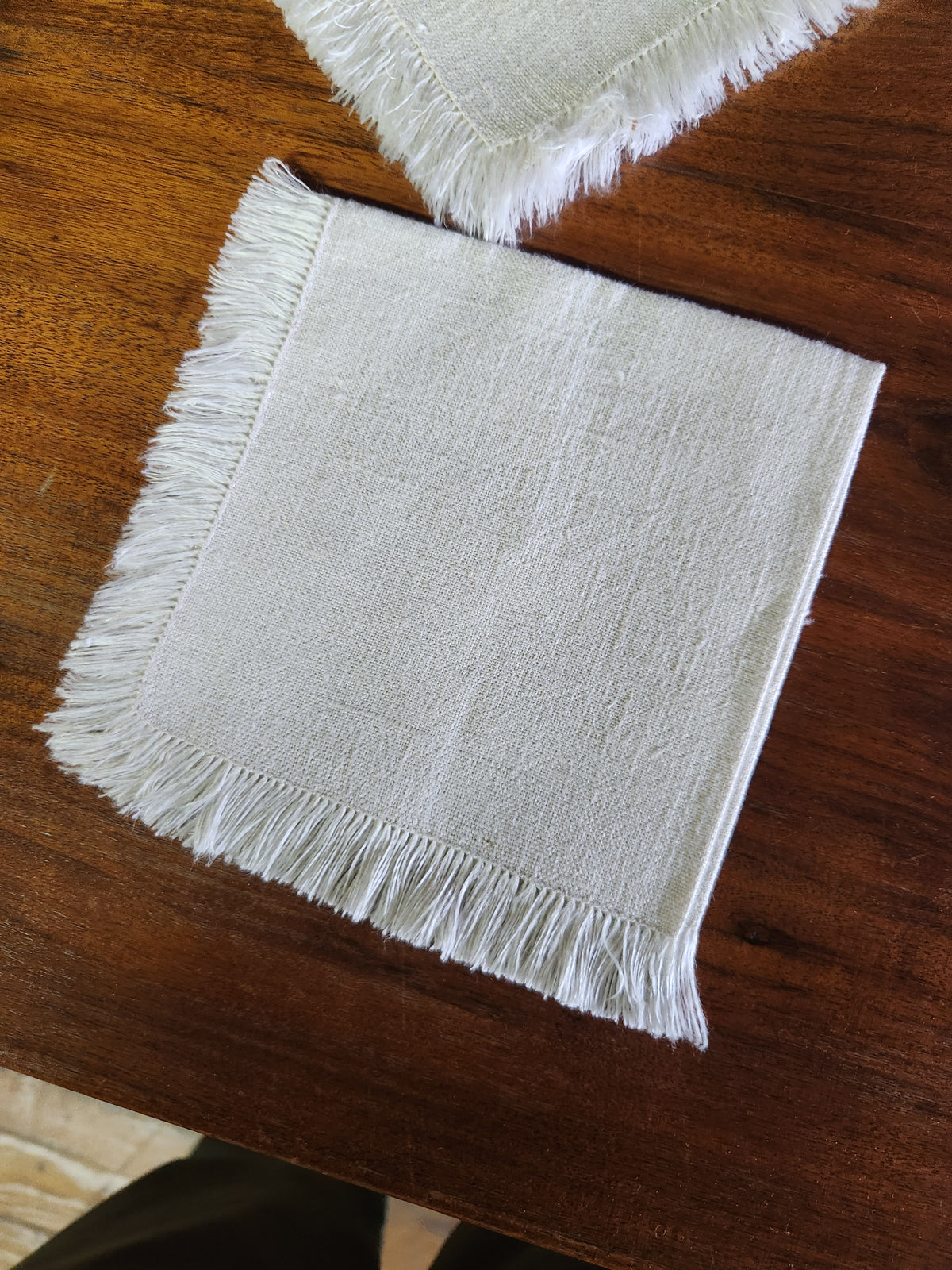 Set of 4 Vintage Hand-Embroidered Linen Napkins