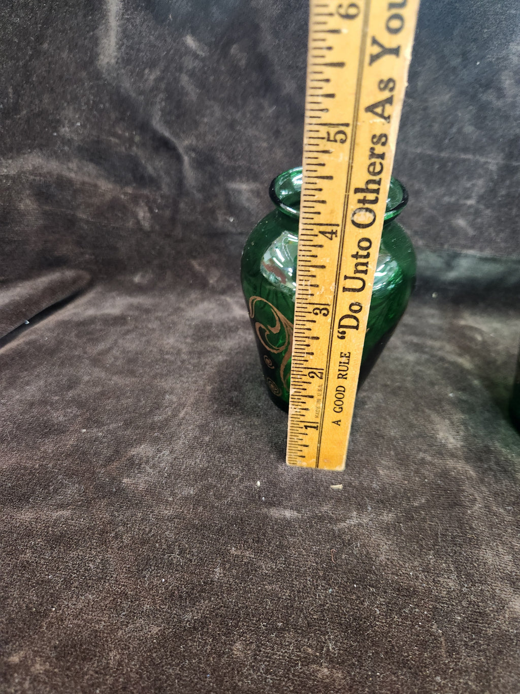 Mid-century Anchor Hocking Miniature Emerald Green Glass Bud Vase