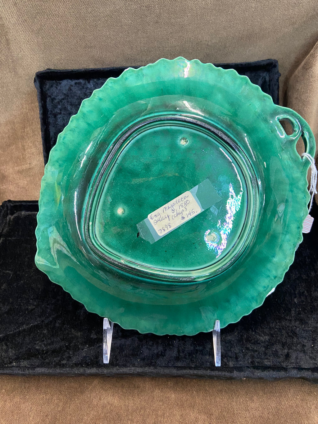 Antique Green-Glazed Majolica Leaf-Shaped Dish or Server c. 1880's