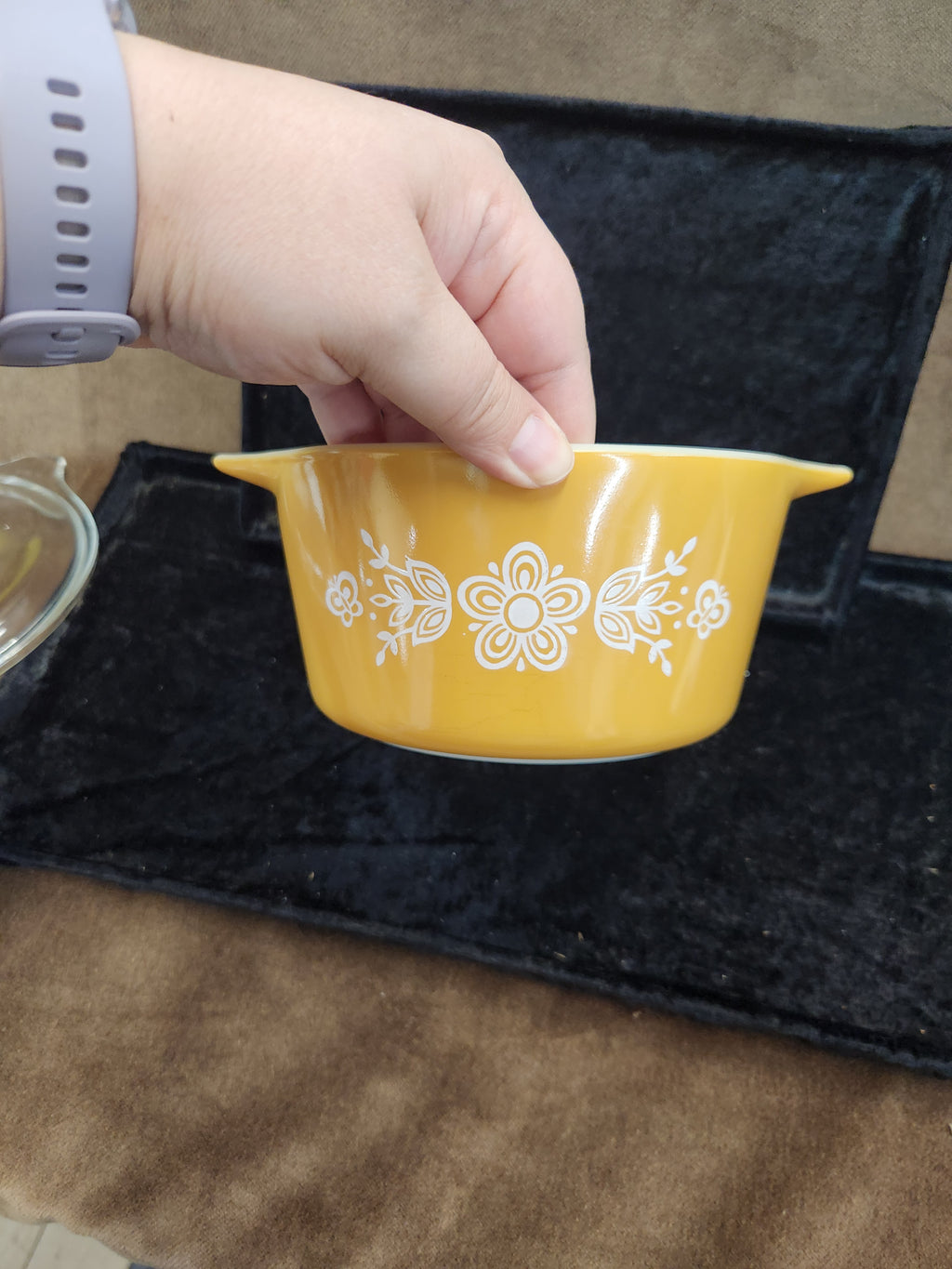 Vintage Pyrex Butterfly Gold Casserole Dish with Lid