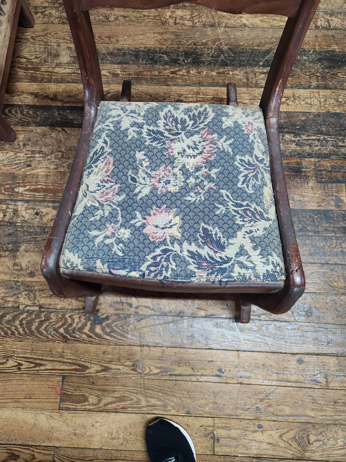 Vintage Federal-Style Mahogany Rocker with Rose Crest & Patterned Upholstered Seat