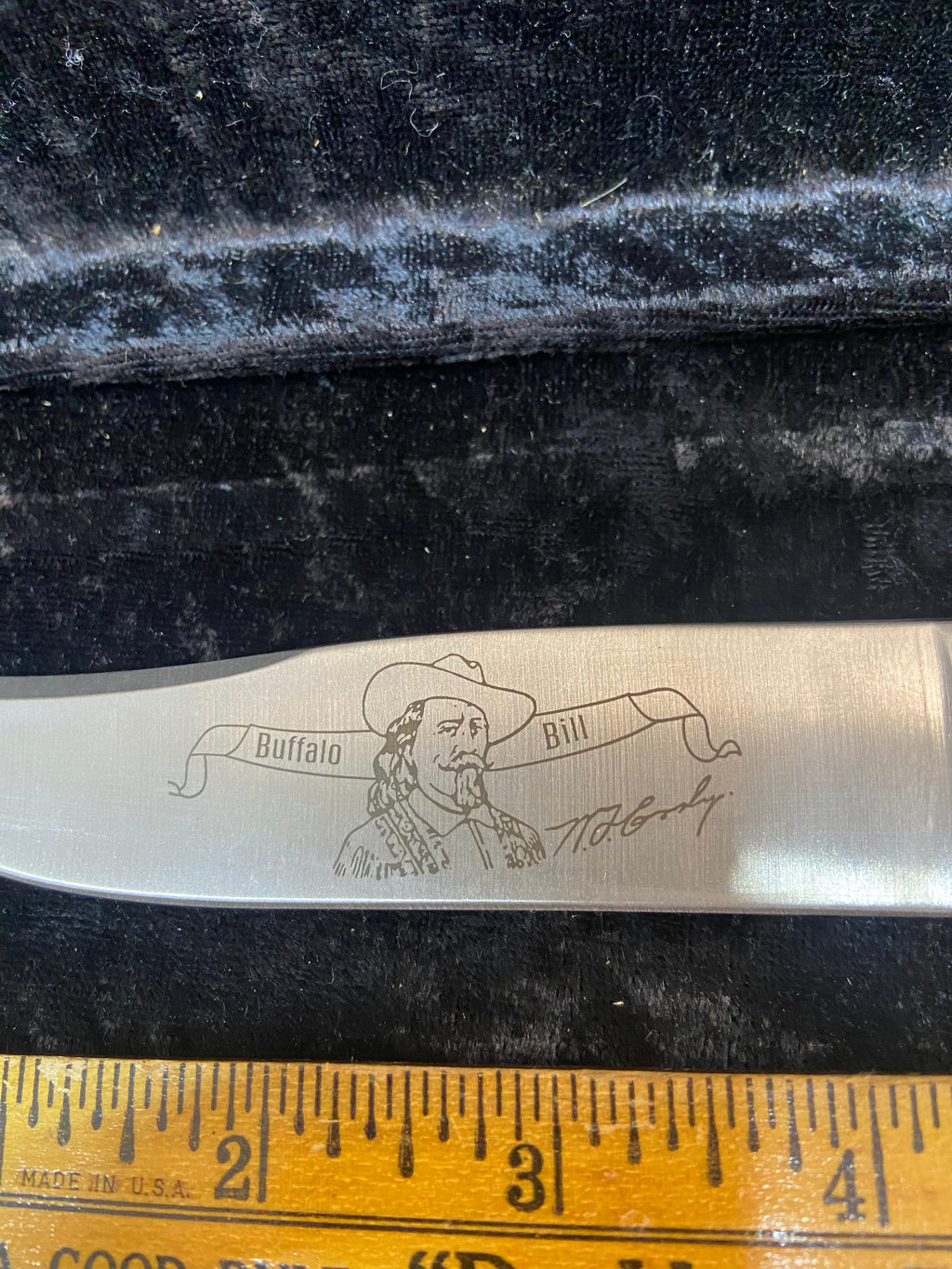 Commemorative Fixed-Blade Hunting Knife Buffalo Bill "The Wild West Bowie Knife No.1" Stainless Steel
