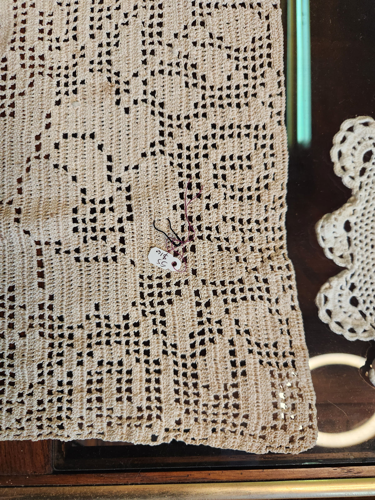 Vintage Hand-Crocheted Ecru Filet Crochet Piece