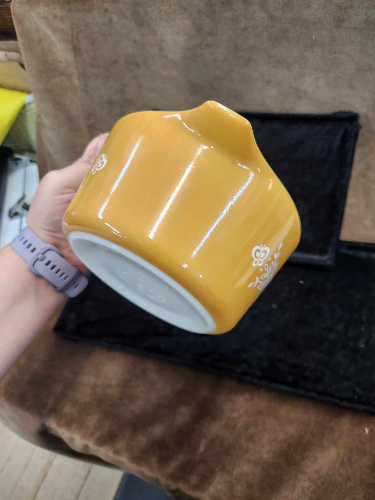 Vintage Pyrex Butterfly Gold Casserole Dish with Lid