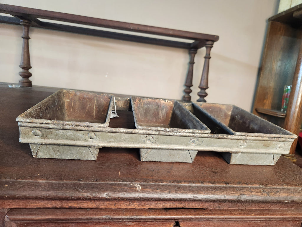 Vintage EKCO Industrial Commercial Bread Pan Set