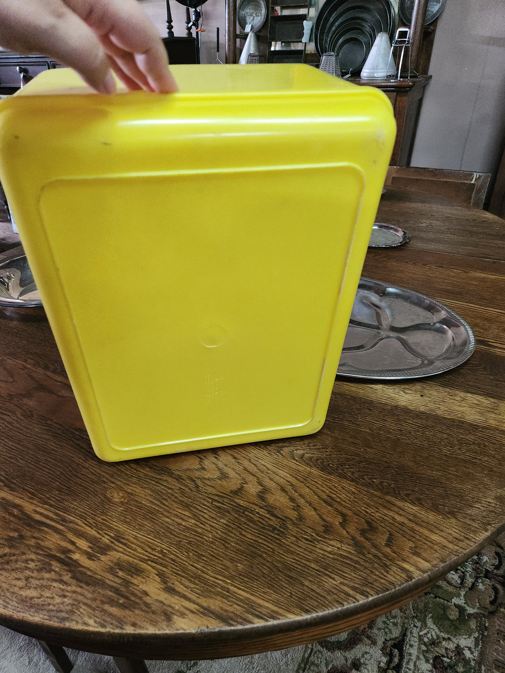 Vintage Mid-Century Yellow & White Plastic Drop-Front Bread Box Lustro-Ware