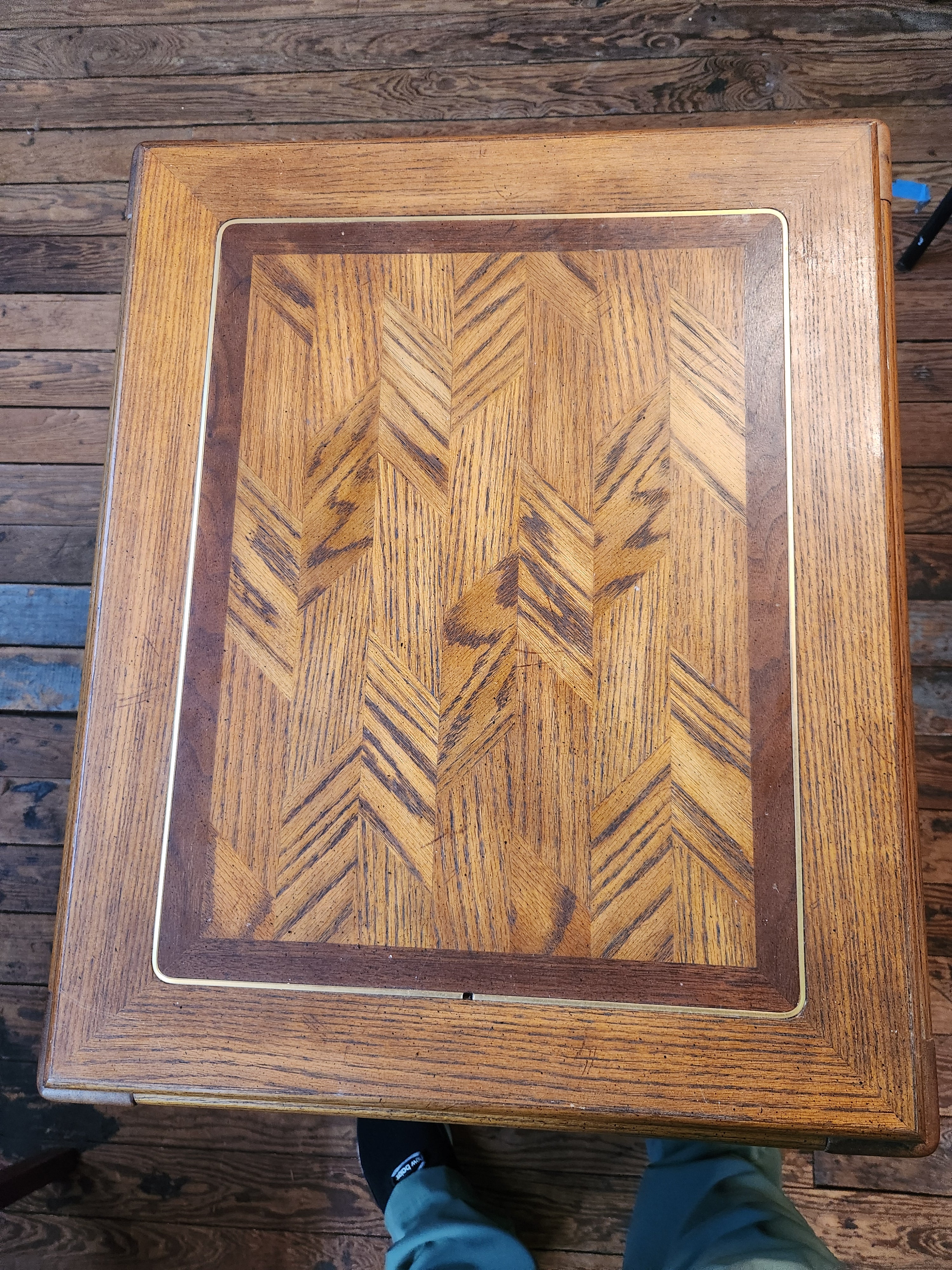 Pair of Vintage Lane Furniture Rustic Americana Square Accent End Table