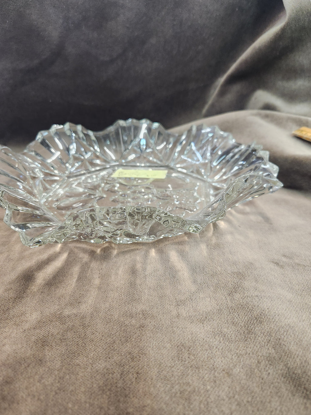 Vintage Federal Clear Glass Serving Bowl in the Pioneer Intaglio Fruit pattern