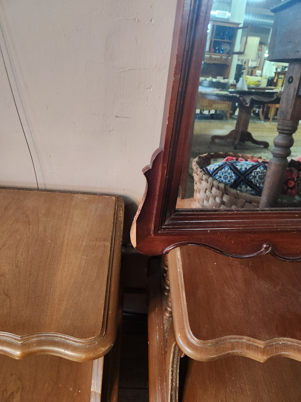 Vintage Ethan Allen Georgian Court Chippendale Style Wall Mirror
