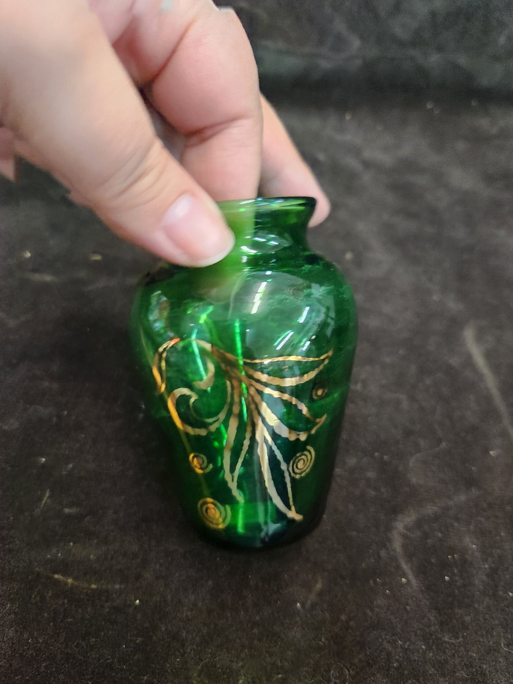 Mid-century Anchor Hocking Miniature Emerald Green Glass Bud Vase