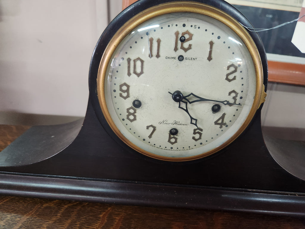 Vintage Mantle Clock Westminster Chine New Haven