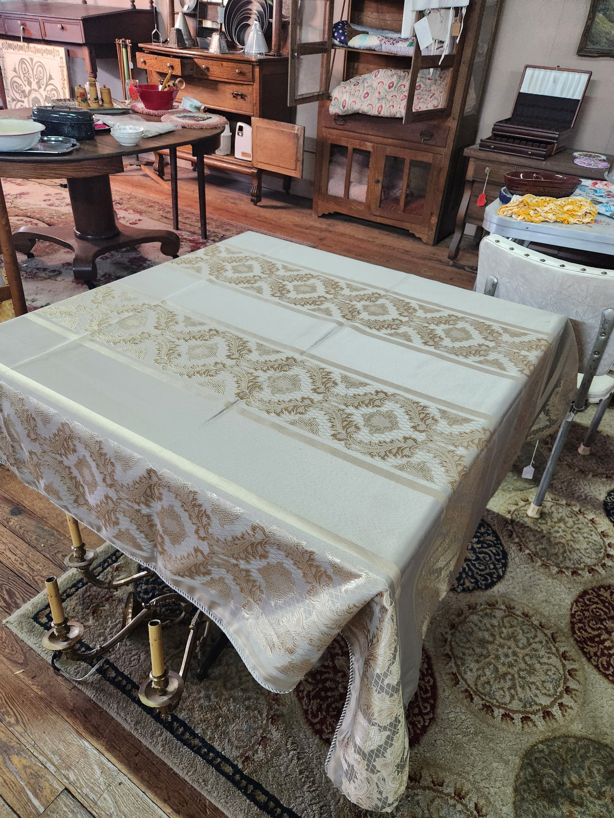 Gold & Ivory Tablecloth
