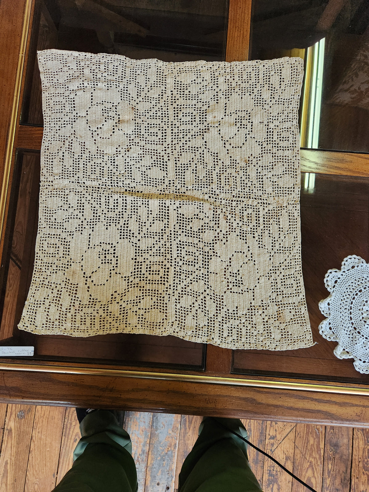 Vintage Hand-Crocheted Ecru Filet Crochet Piece