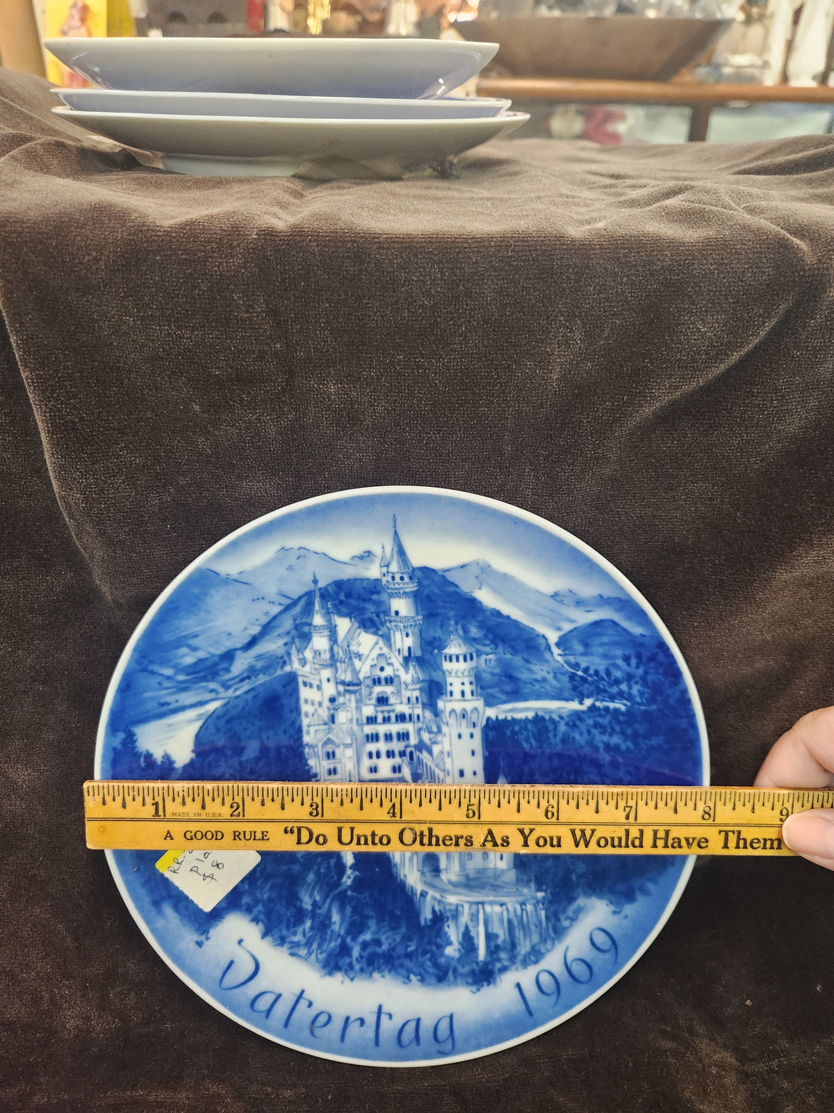 Vintage 1969 Bareuther Father's Day(Vatertag) Porcelain Collector Plate Featuring Castle Neuschwanstein
