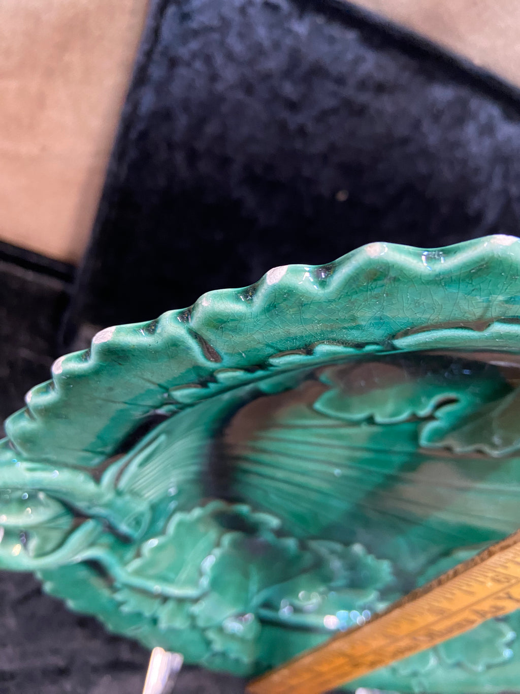 Antique Green-Glazed Majolica Leaf-Shaped Dish or Server c. 1880's