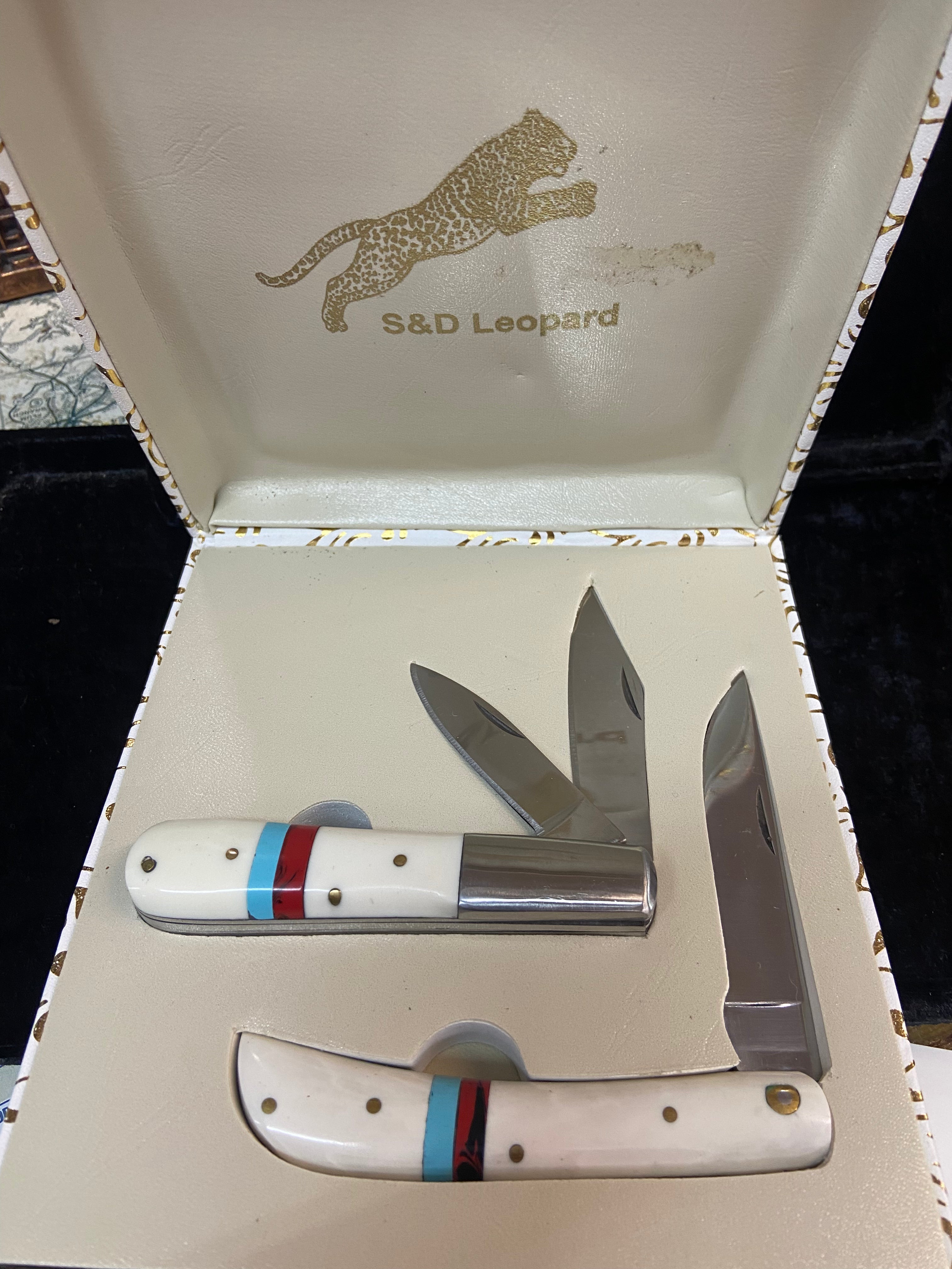 Frost Cutlery Steel Warrior Pocket Knives